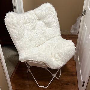 fluffy chair
